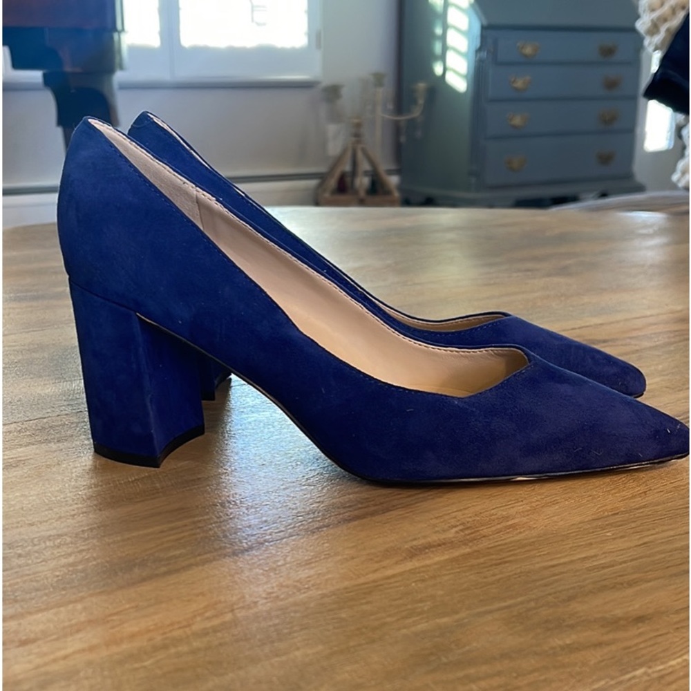 Marc Fisher “Zala” 3” block heel suede pump. New without box fit true to size.